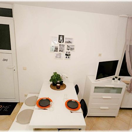 Stay & Sleep Moensheim / Enzkreis Monsheim  Екстер'єр фото